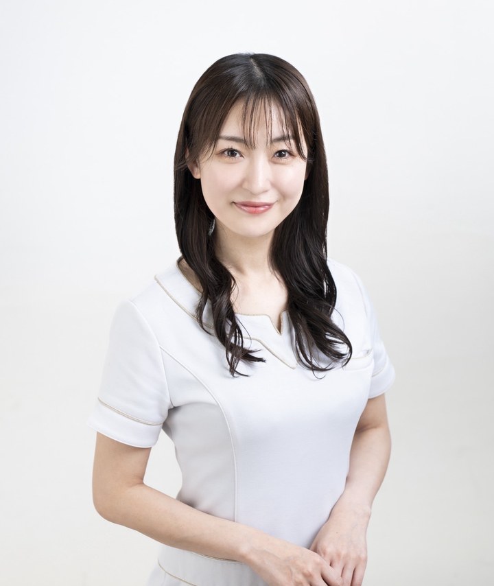 専務取締役 髙橋 衣久惠